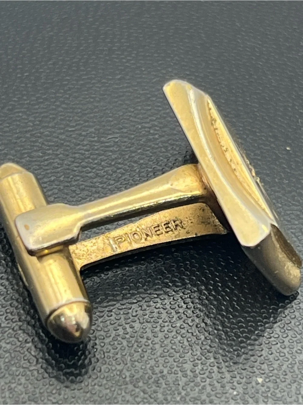 MCM atomic starburst Pioneer gold tone diamond chip vintage cufflinks 1960’s